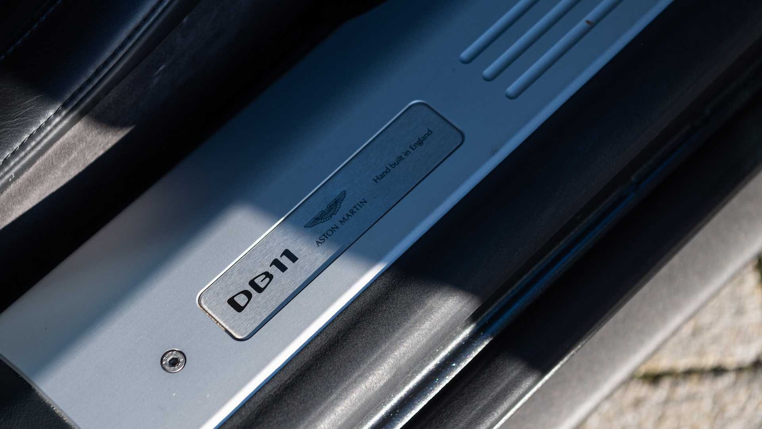 Used Aston Martin DB11 2019 for sale - 76668958: Photo 14