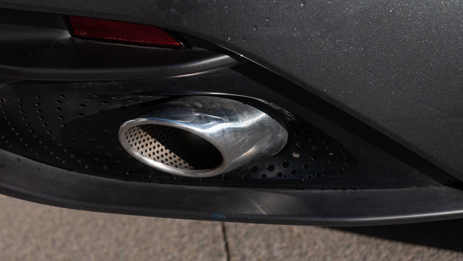 Used Aston Martin DB11 2019 for sale - 76668958: Photo 17