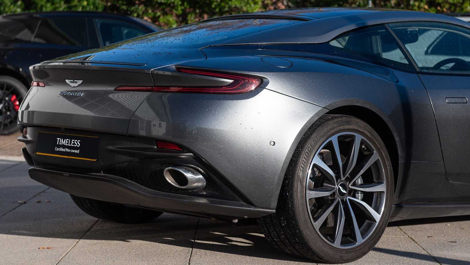 Used Aston Martin DB11 2019 for sale - 76668958: Photo 24