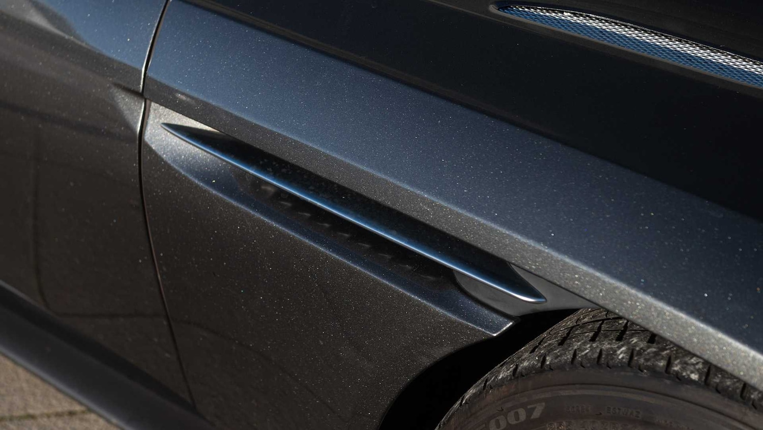 Used Aston Martin DB11 2019 for sale - 76668958: Photo 9