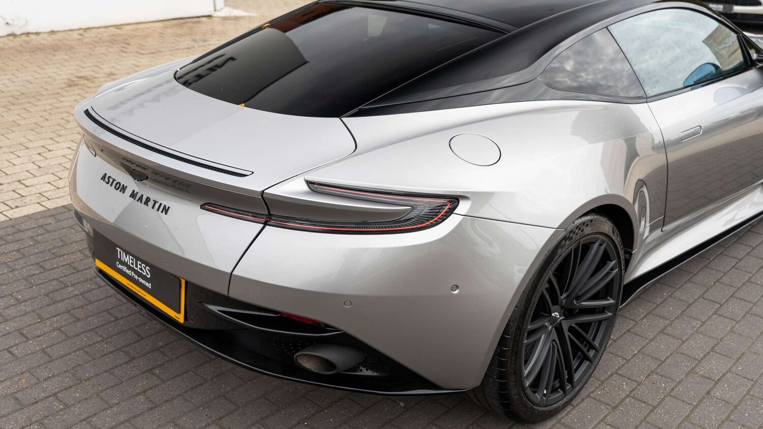 Used Aston Martin V8 2023 for sale - 76827740: Photo 16