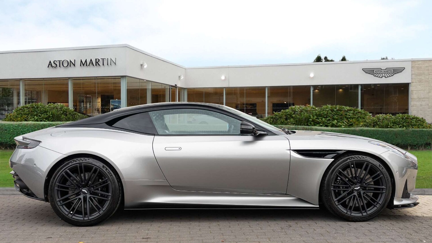 Used Aston Martin V8 2023 for sale - 76827740: Photo 18