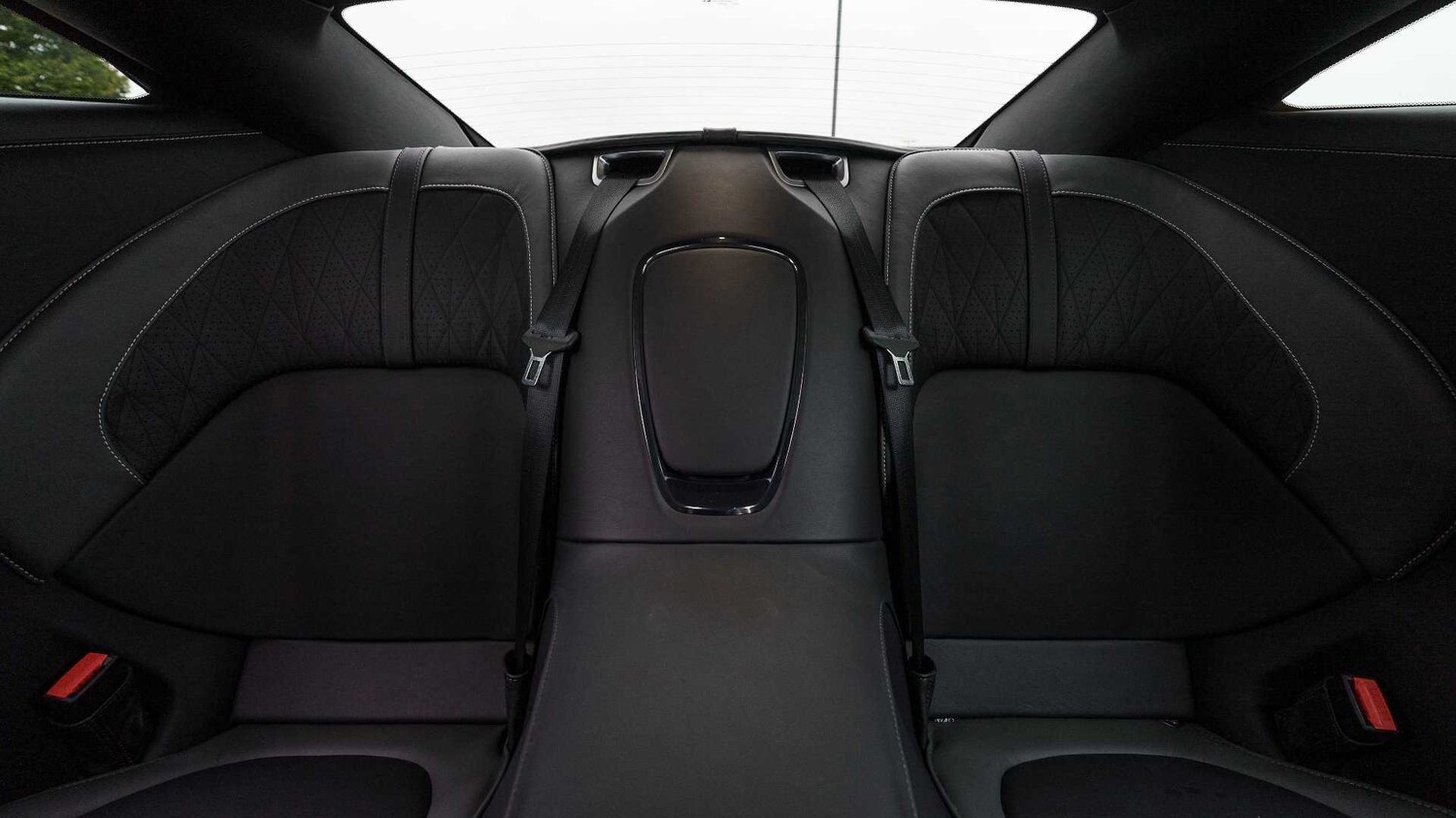 Used Aston Martin V8 2023 for sale - 76827740: Photo 25