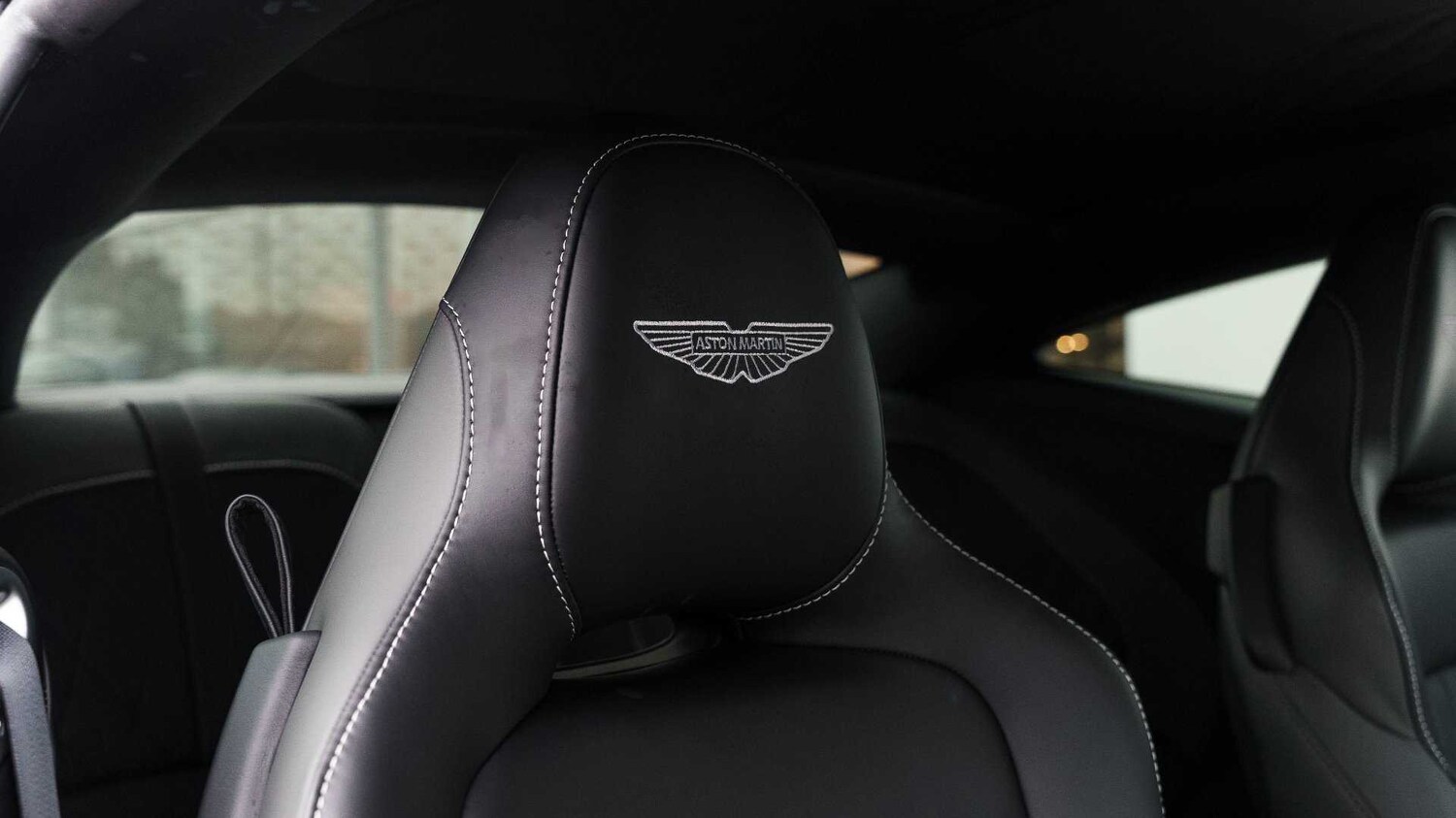Used Aston Martin V8 2023 for sale - 76827740: Photo 5