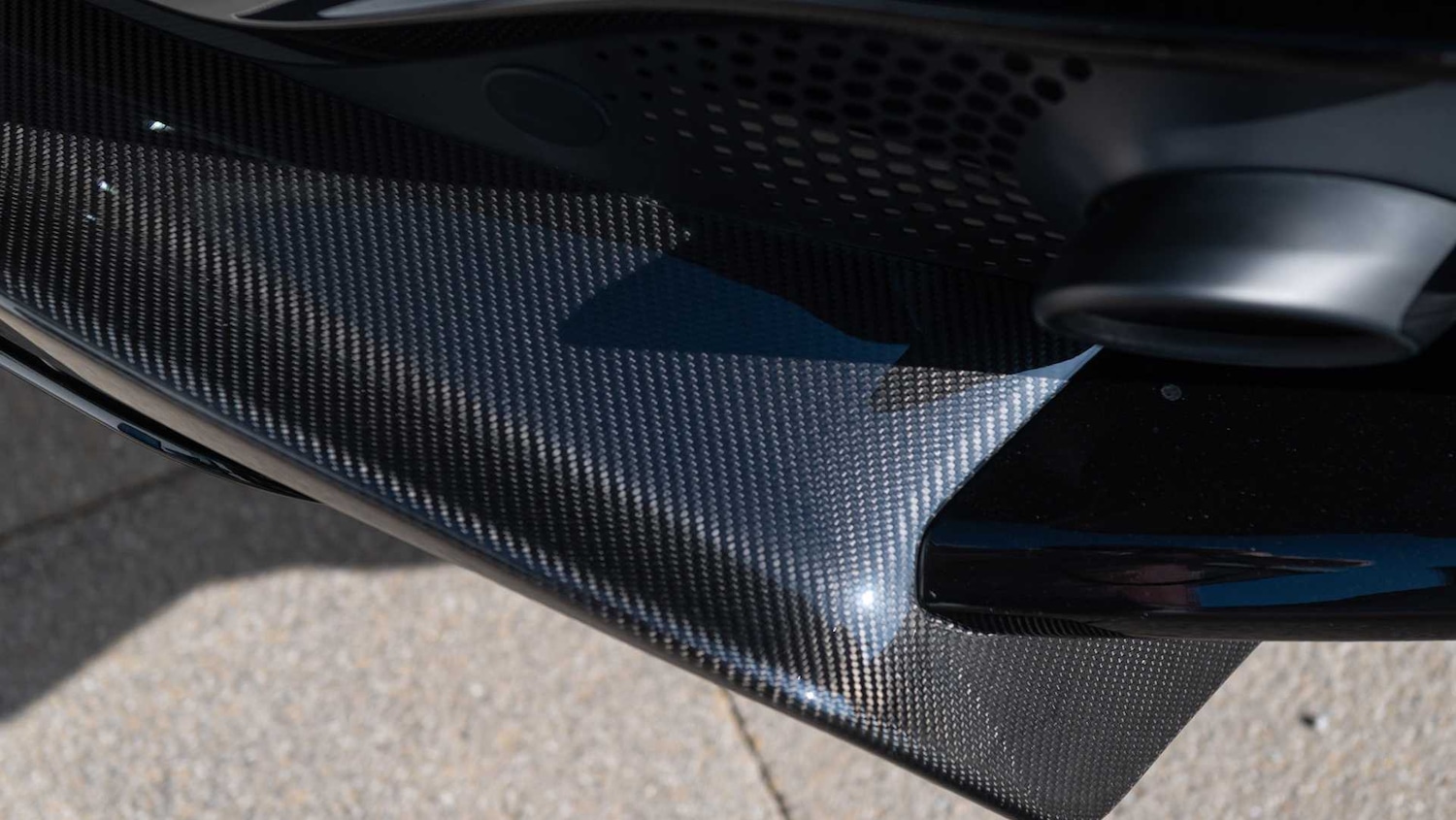 Used Aston Martin DBX 2022 for sale - 77772079: Photo 26