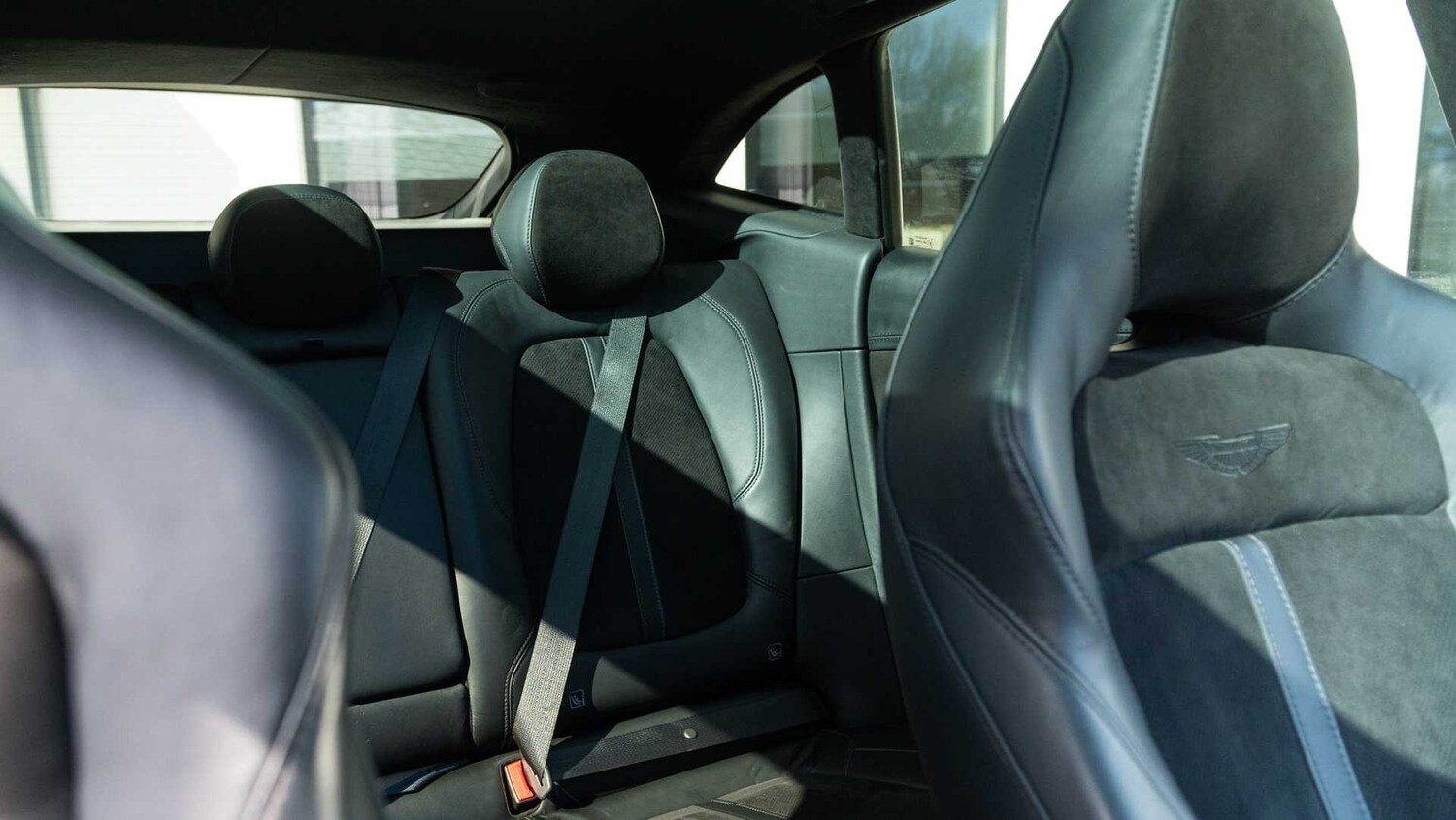 Used Aston Martin DBX 2023 for sale - 78149098: Photo 35