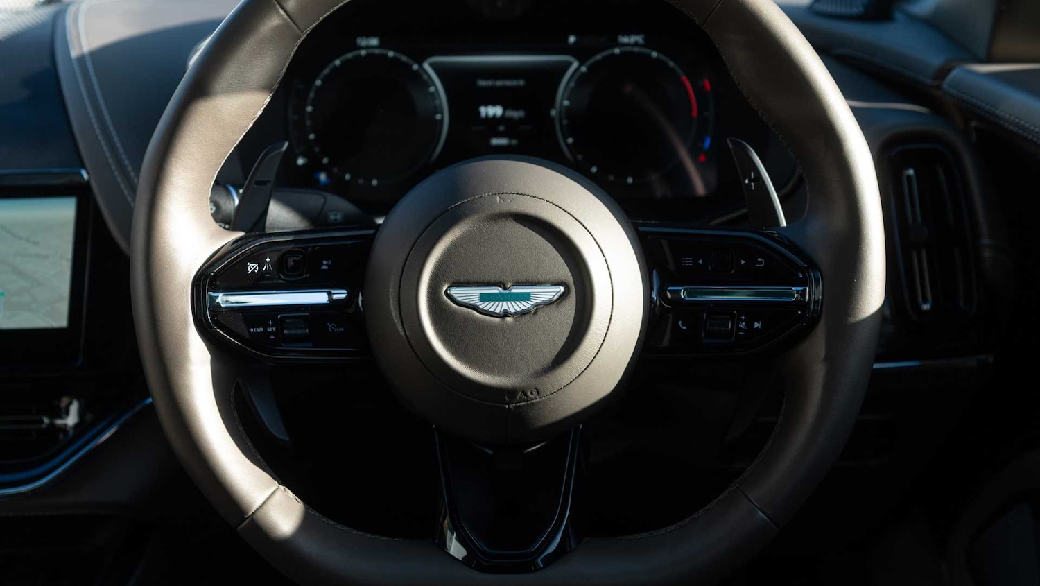 Used Aston Martin DBX 2024 for sale - 77389949: Photo 11