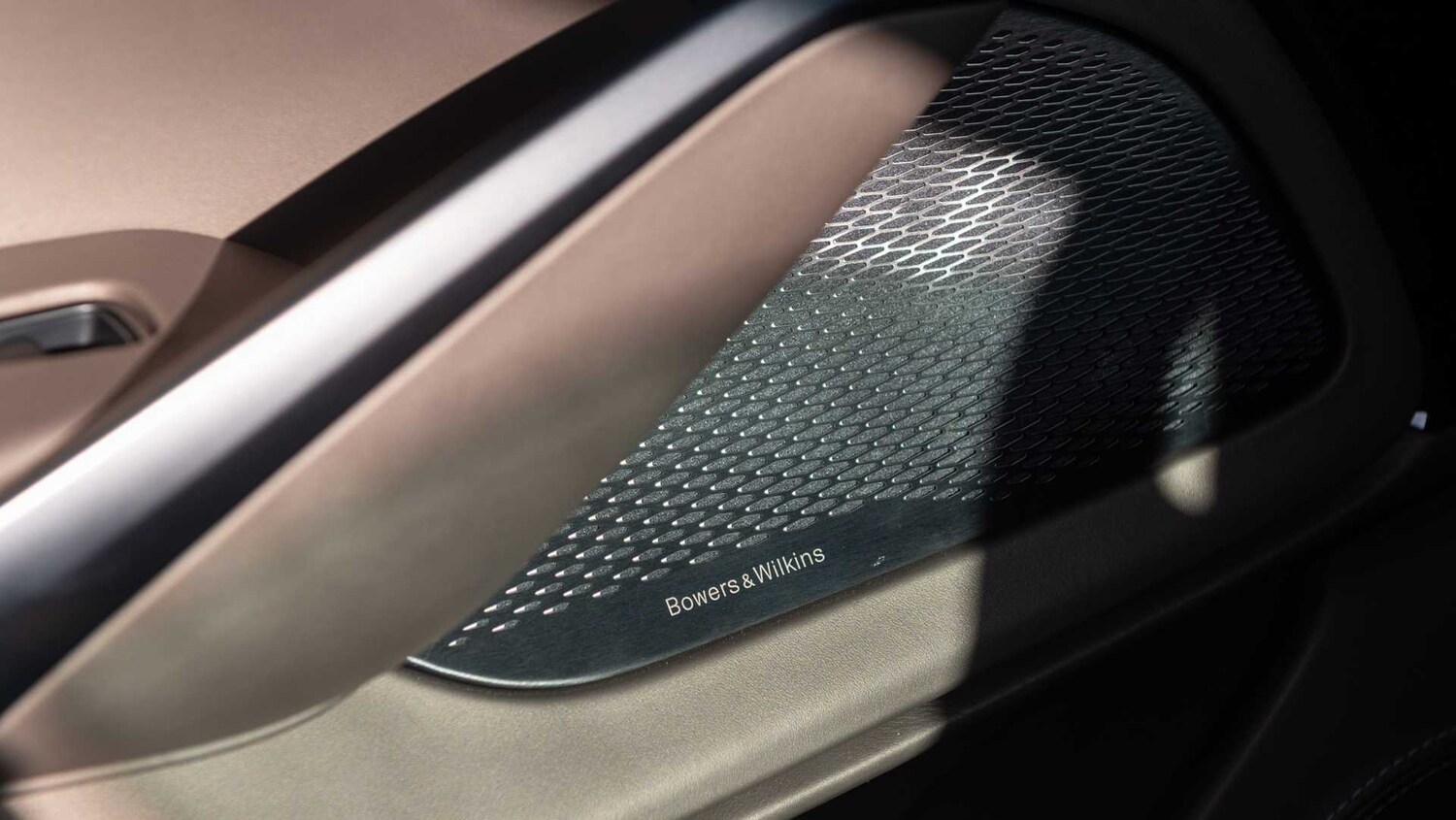 Used Aston Martin DBX 2024 for sale - 77389949: Photo 33