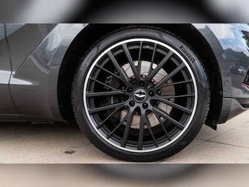 Used Aston Martin DBX 2023 for sale - 76016124: Photo