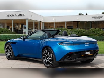 Used Aston Martin DB11 2021 for sale - 78278646: Photo