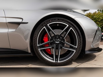 Used Aston Martin Vantage 2025 for sale - 78949525: Photo