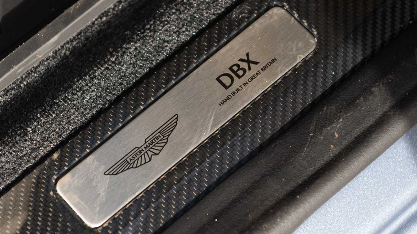 Used Aston Martin DBX 2025 for sale - 77726801: Photo 14