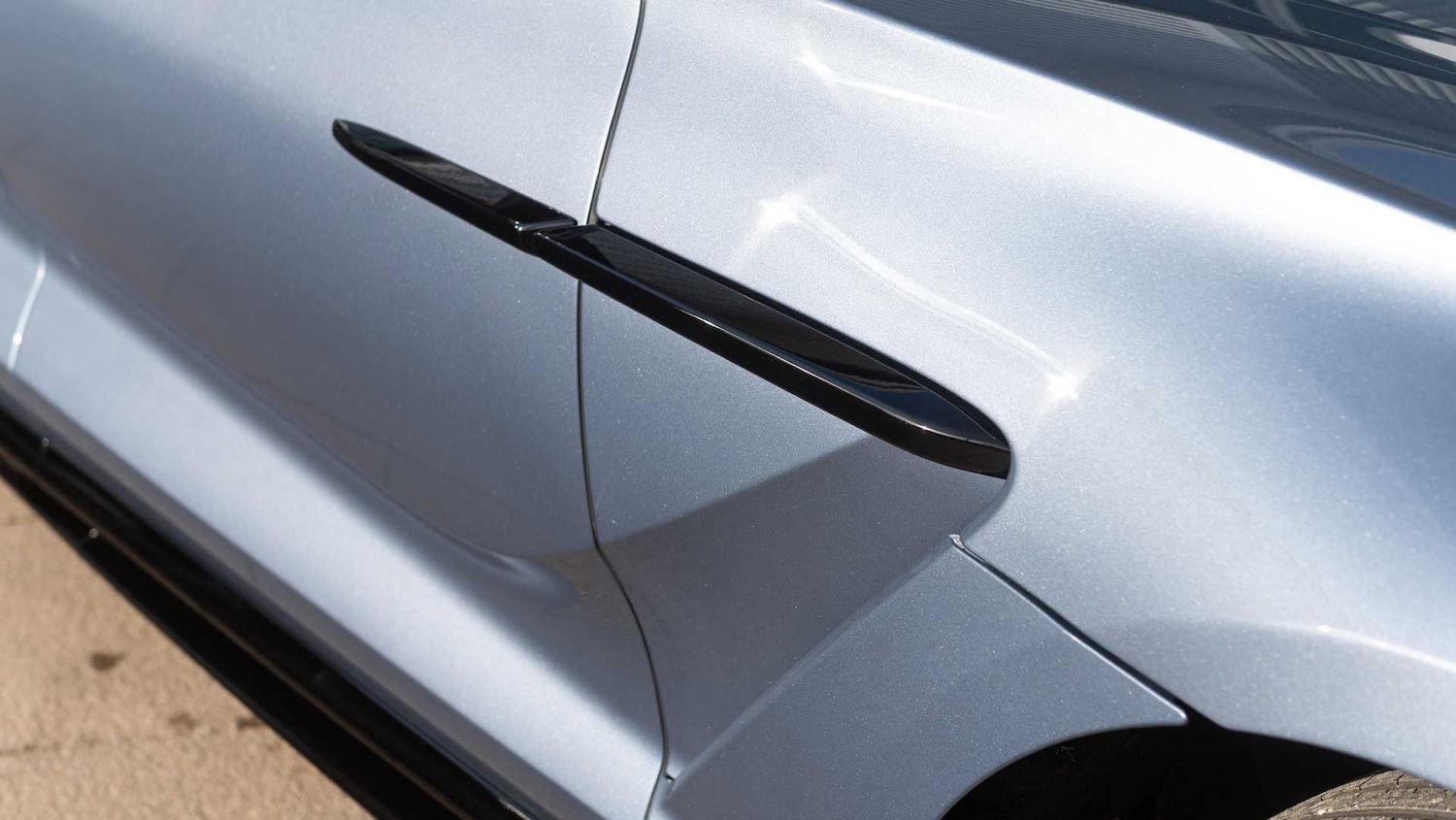 Used Aston Martin DBX 2025 for sale - 77726801: Photo 9