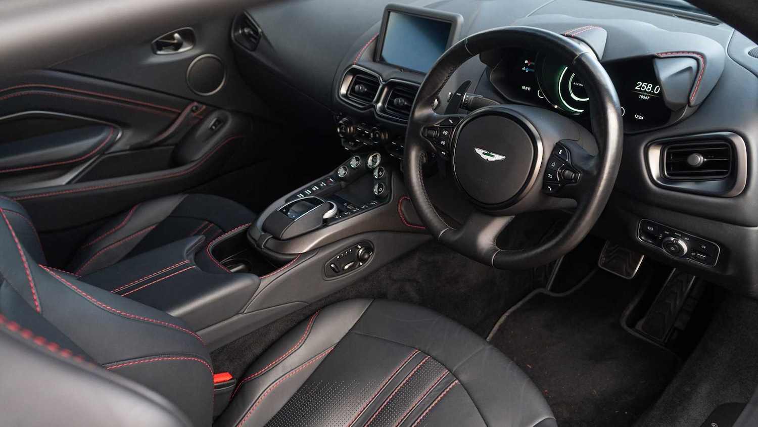 Used Aston Martin Vantage 2022 for sale - 77018813: Photo 3