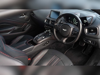 Used Aston Martin Vantage 2022 for sale - 77018813: Photo