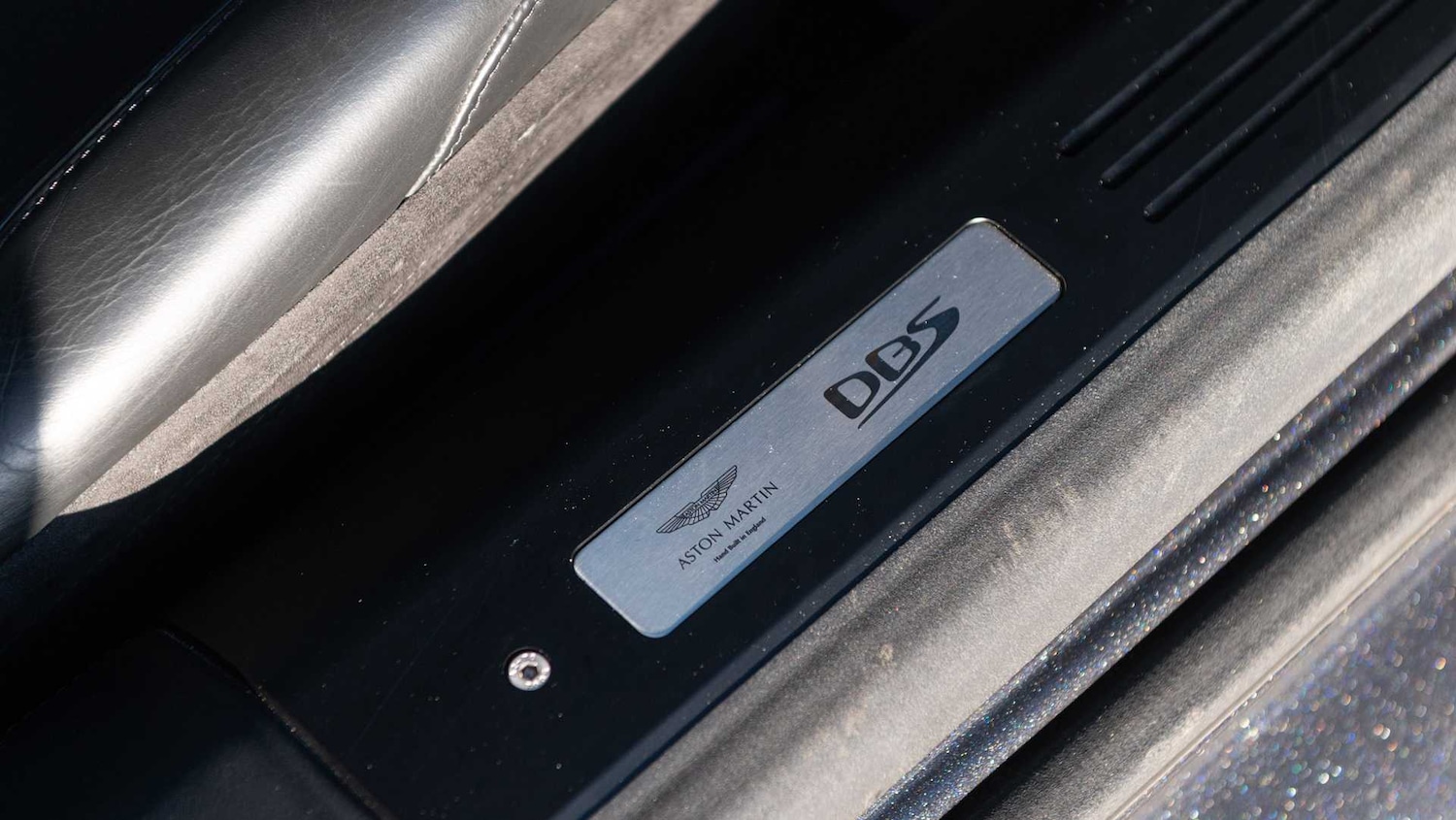 Used Aston Martin DBS 2021 for sale - 76842959: Photo 14