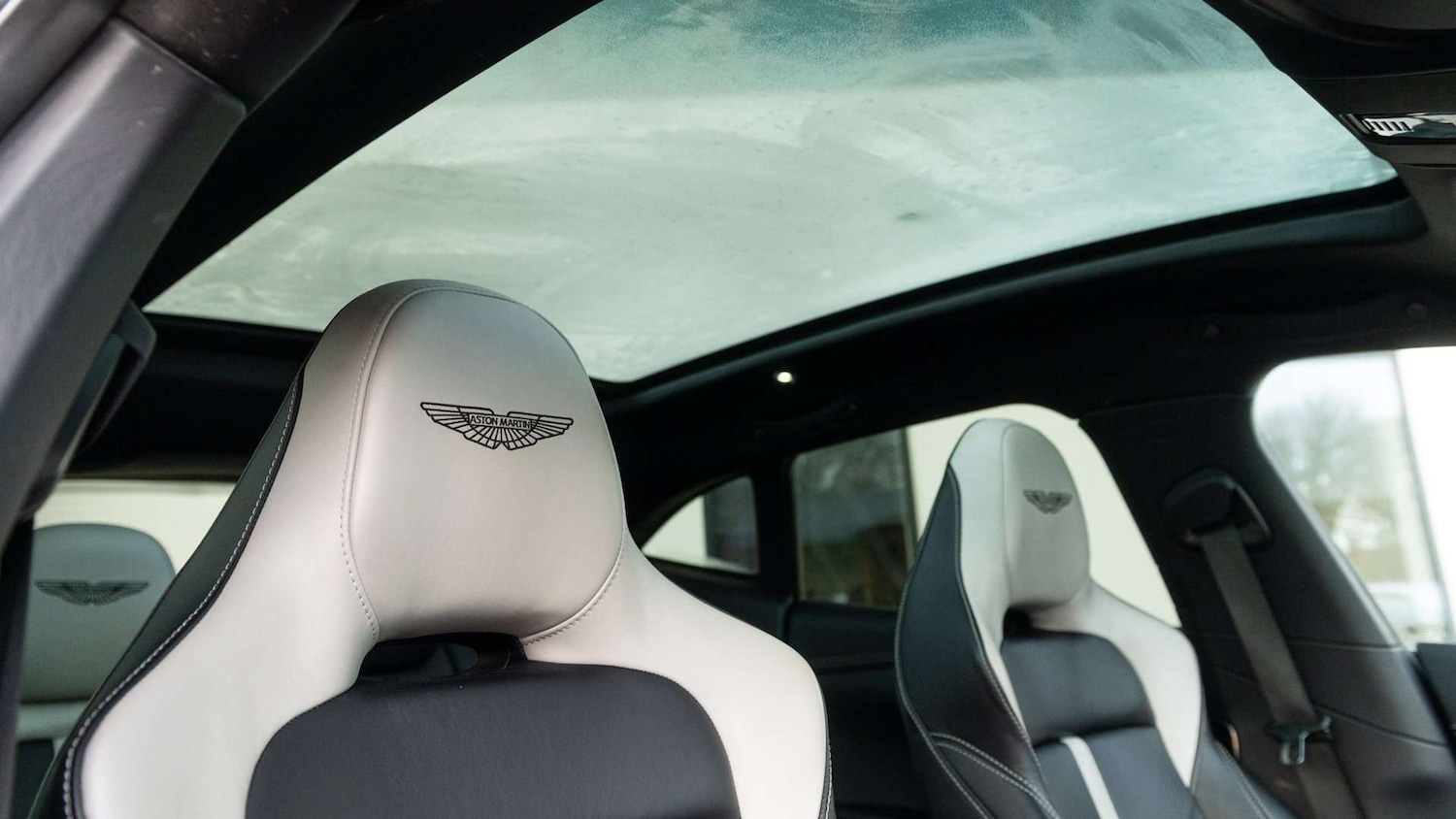 Used Aston Martin DBX for sale - 77239851: Photo 25