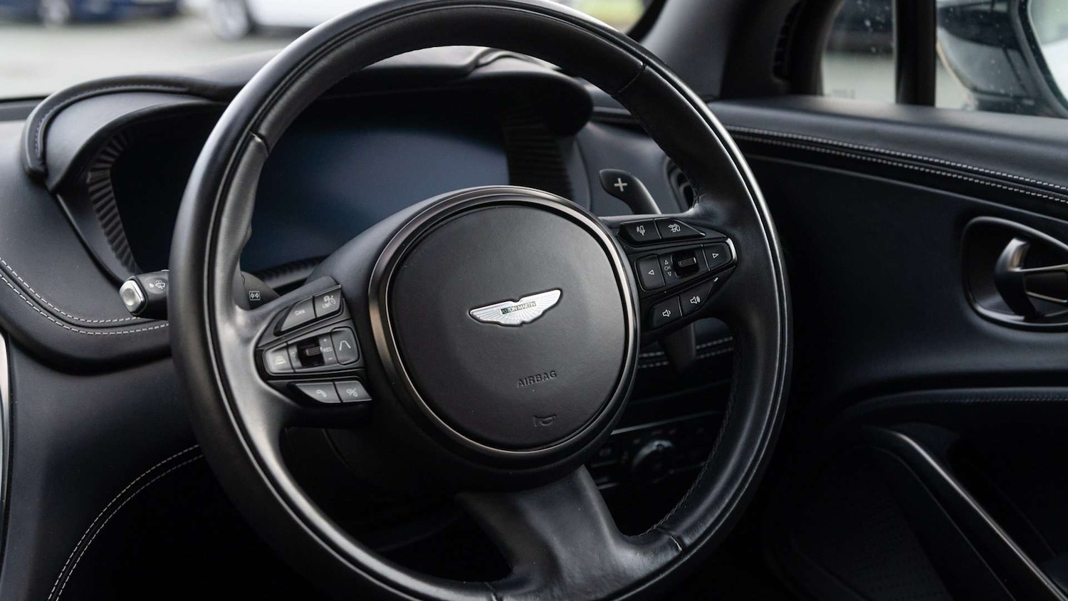 Used Aston Martin DBX for sale - 77239851: Photo 27