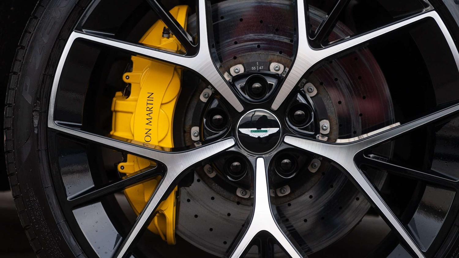 Used Aston Martin DBX for sale - 77239851: Photo 4