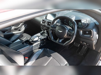 Used Aston Martin Vantage 2019 for sale - 79183759: Photo
