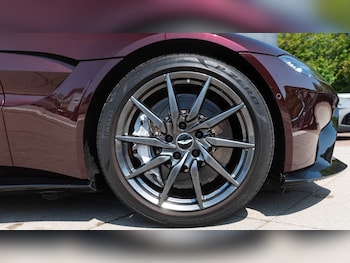 Used Aston Martin Vantage 2019 for sale - 79183759: Photo