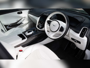 Used Aston Martin DBX 2023 for sale - 75299693: Photo