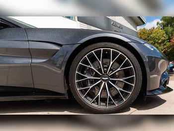 Used Aston Martin Vantage 2024 for sale - 78949219: Photo