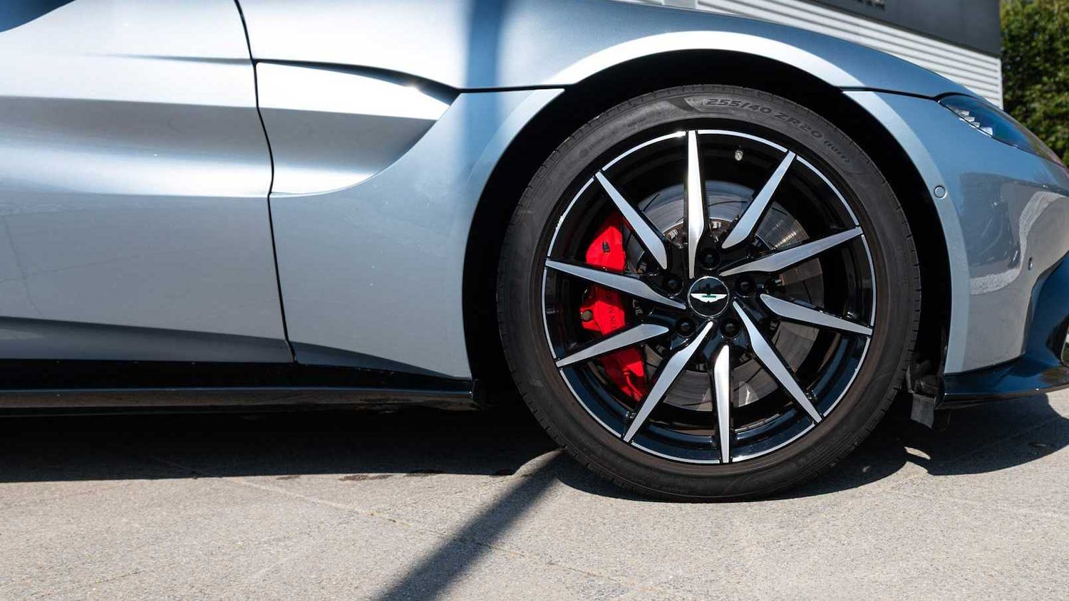 Used Aston Martin Vantage 2019 for sale - 77112391: Photo 4