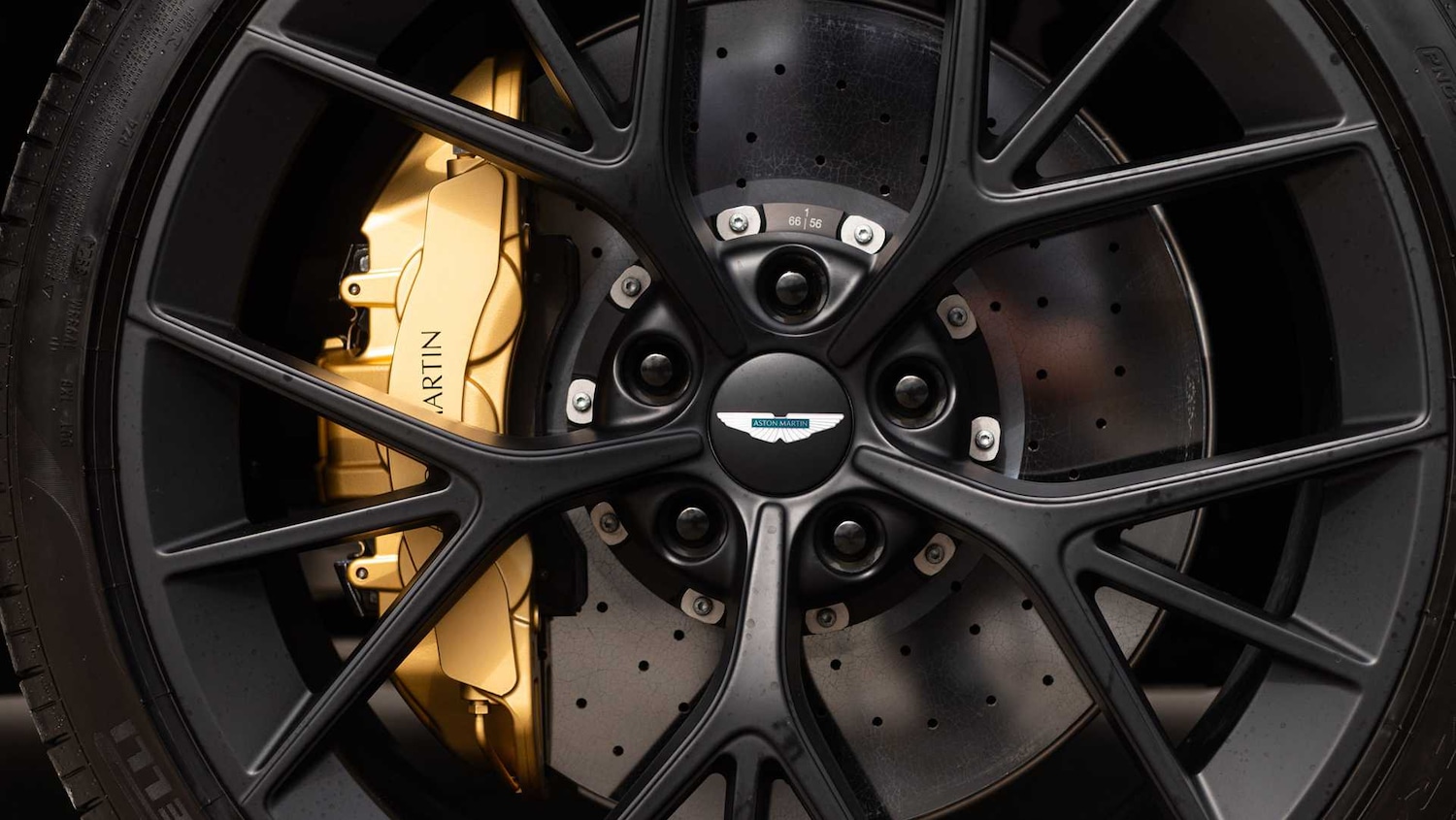 Used Aston Martin DBX 2025 for sale - 76191974: Photo 18