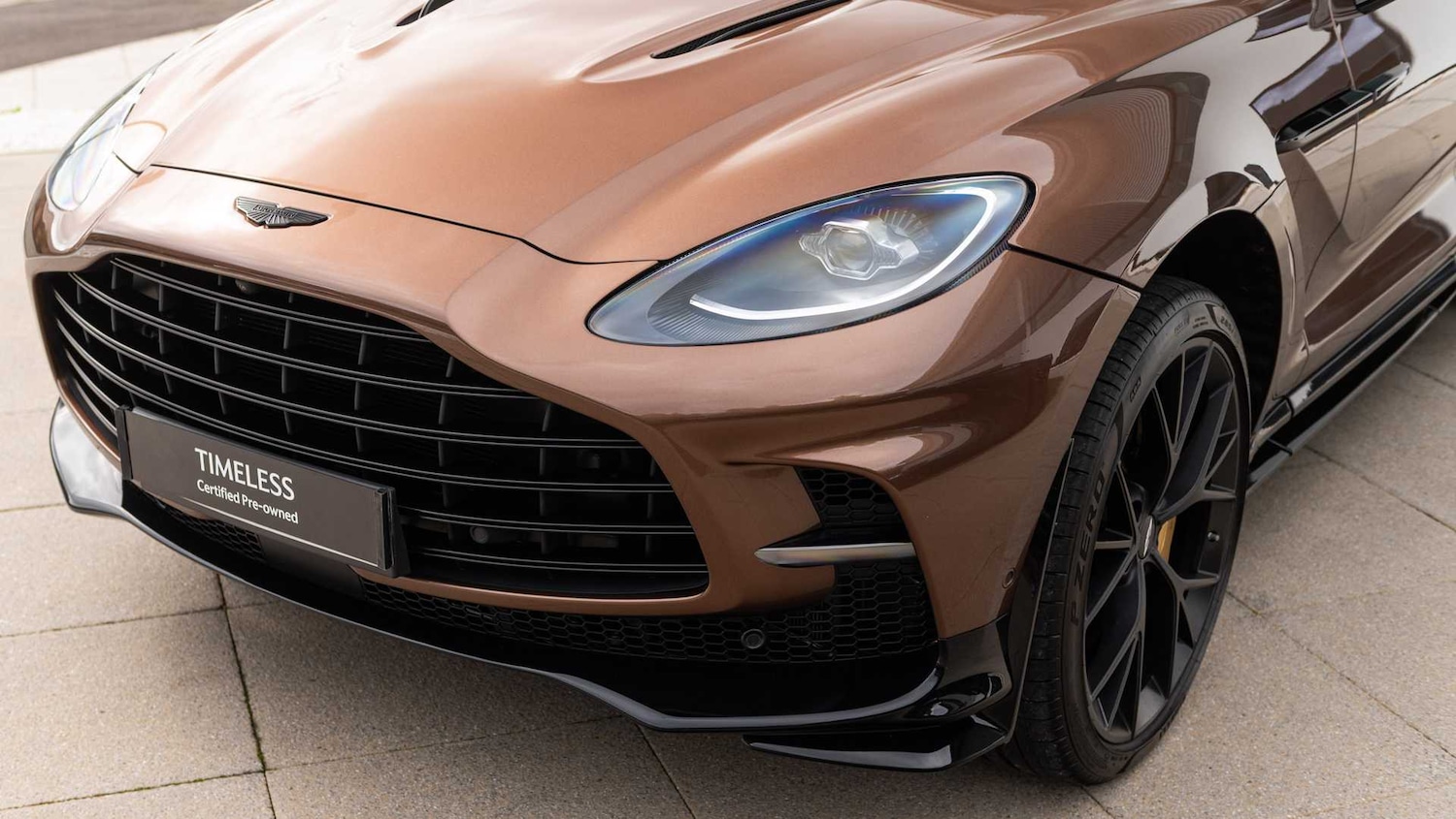 Used Aston Martin DBX 2025 for sale - 76191974: Photo 19