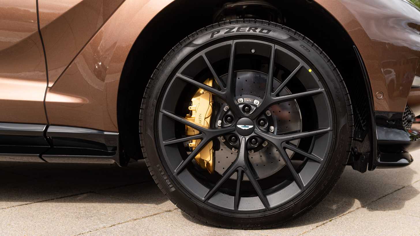Used Aston Martin DBX 2025 for sale - 76191974: Photo 4