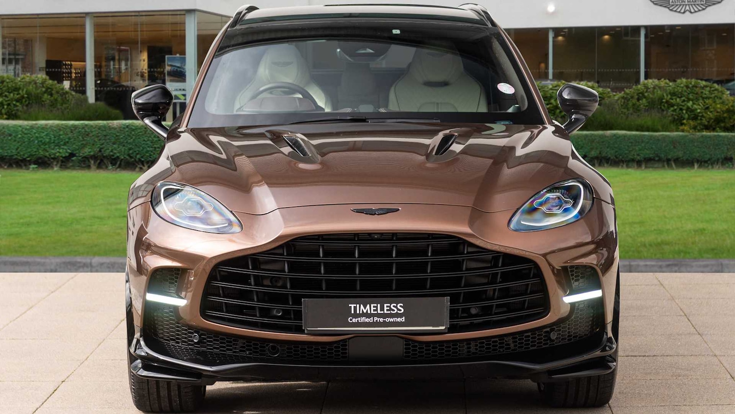 Used Aston Martin DBX 2025 for sale - 76191974: Photo 7