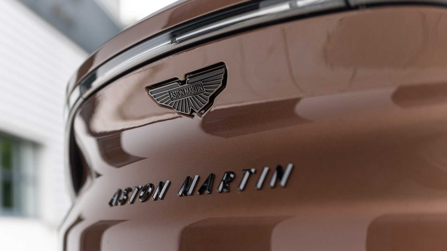 Used Aston Martin DBX 2025 for sale - 76191974: Photo 8