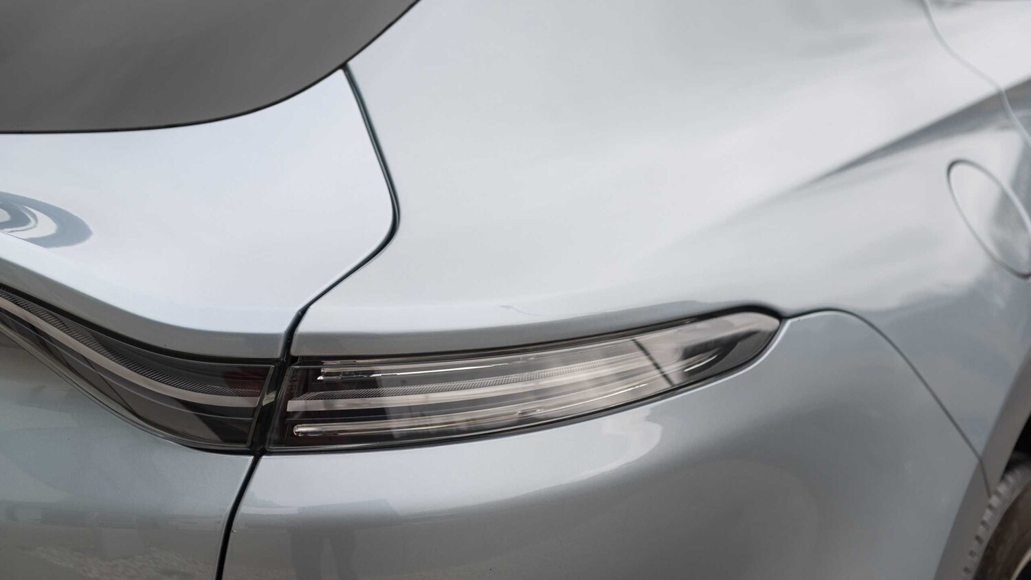 Used Aston Martin DBX 2025 for sale - 78089736: Photo 22