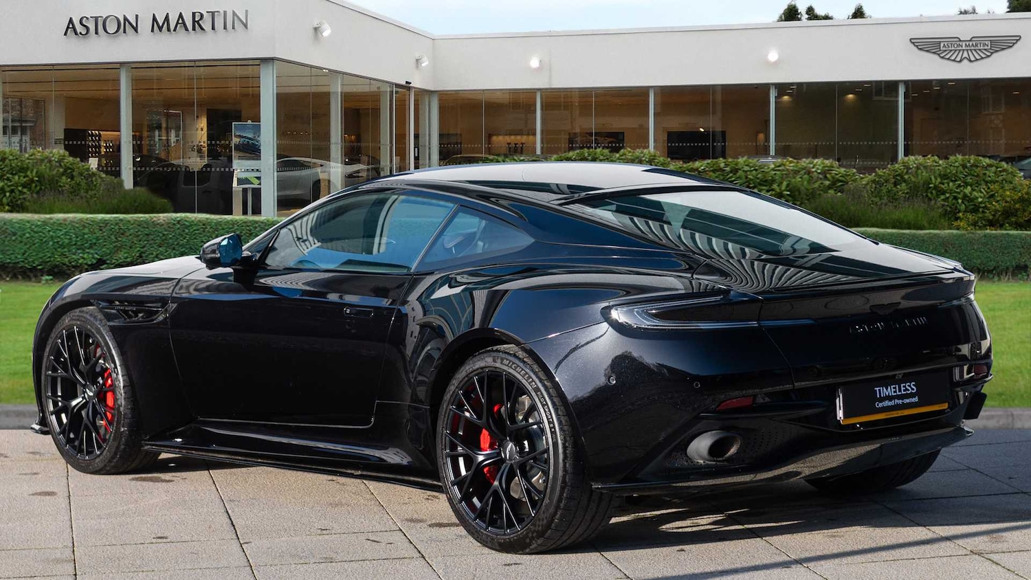 Used Aston Martin V8 2025 for sale - 77018865: Photo 2