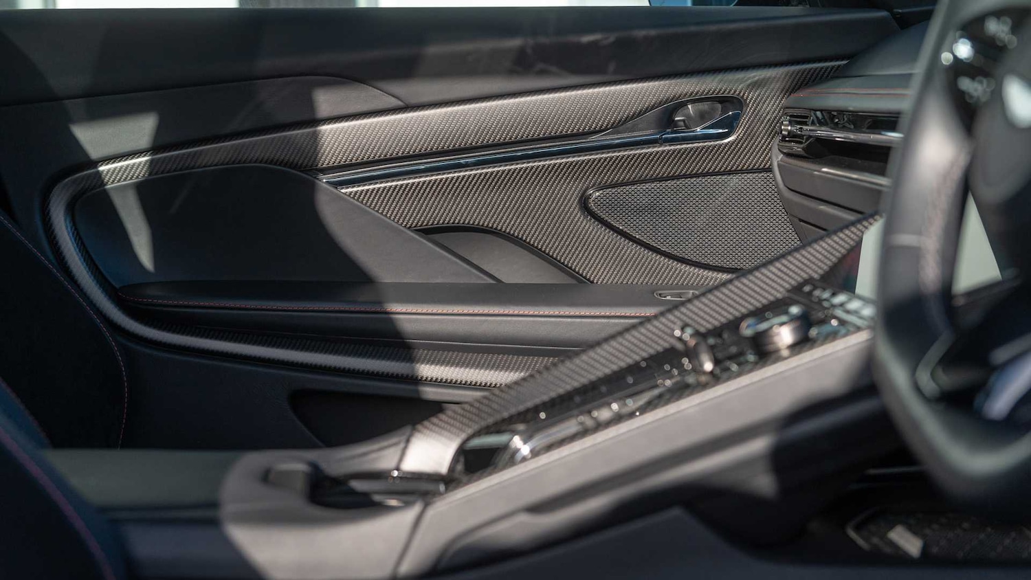 Used Aston Martin V8 2025 for sale - 77018865: Photo 29