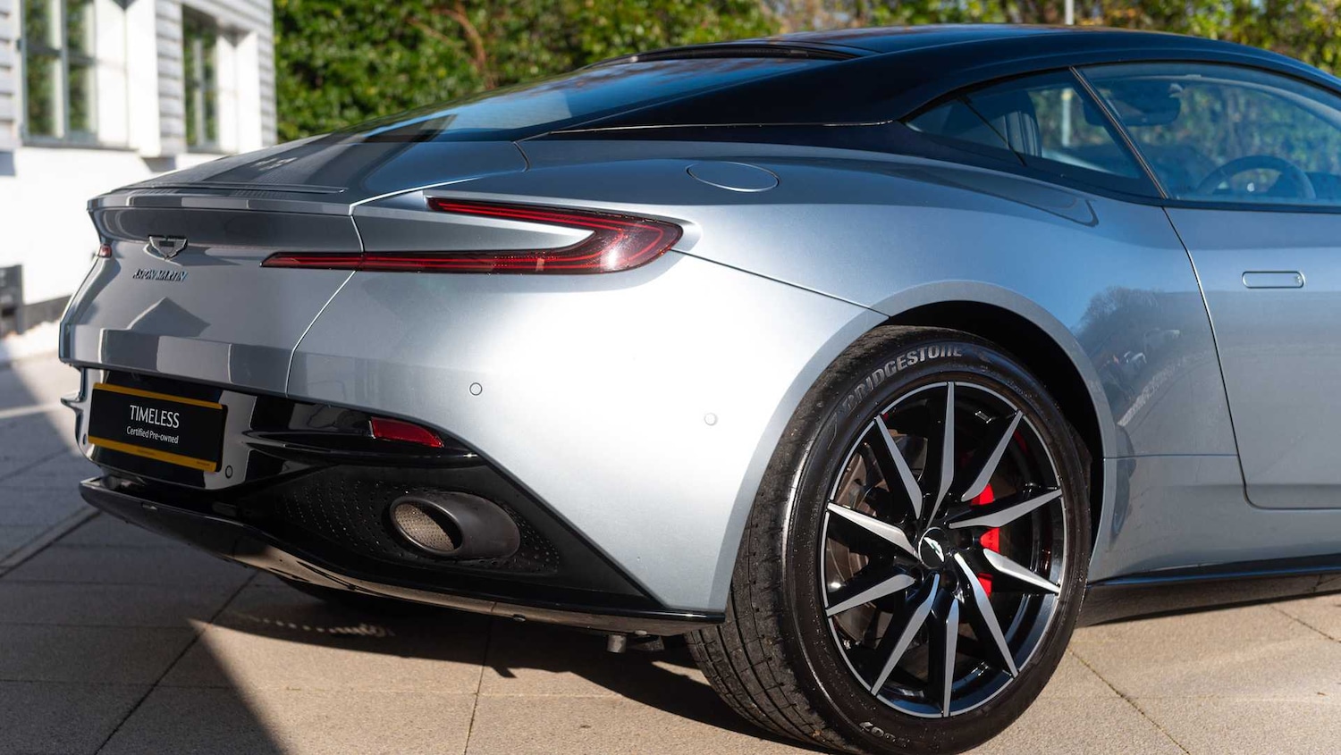 Used Aston Martin DB11 2019 for sale - 76916135: Photo 24