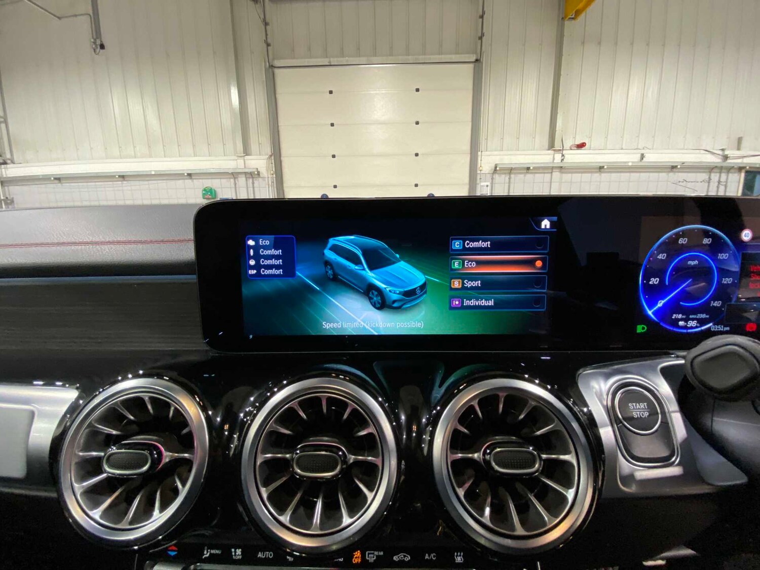 Used Mercedes-Benz EQB 2025 for sale - 77527144: Photo 35