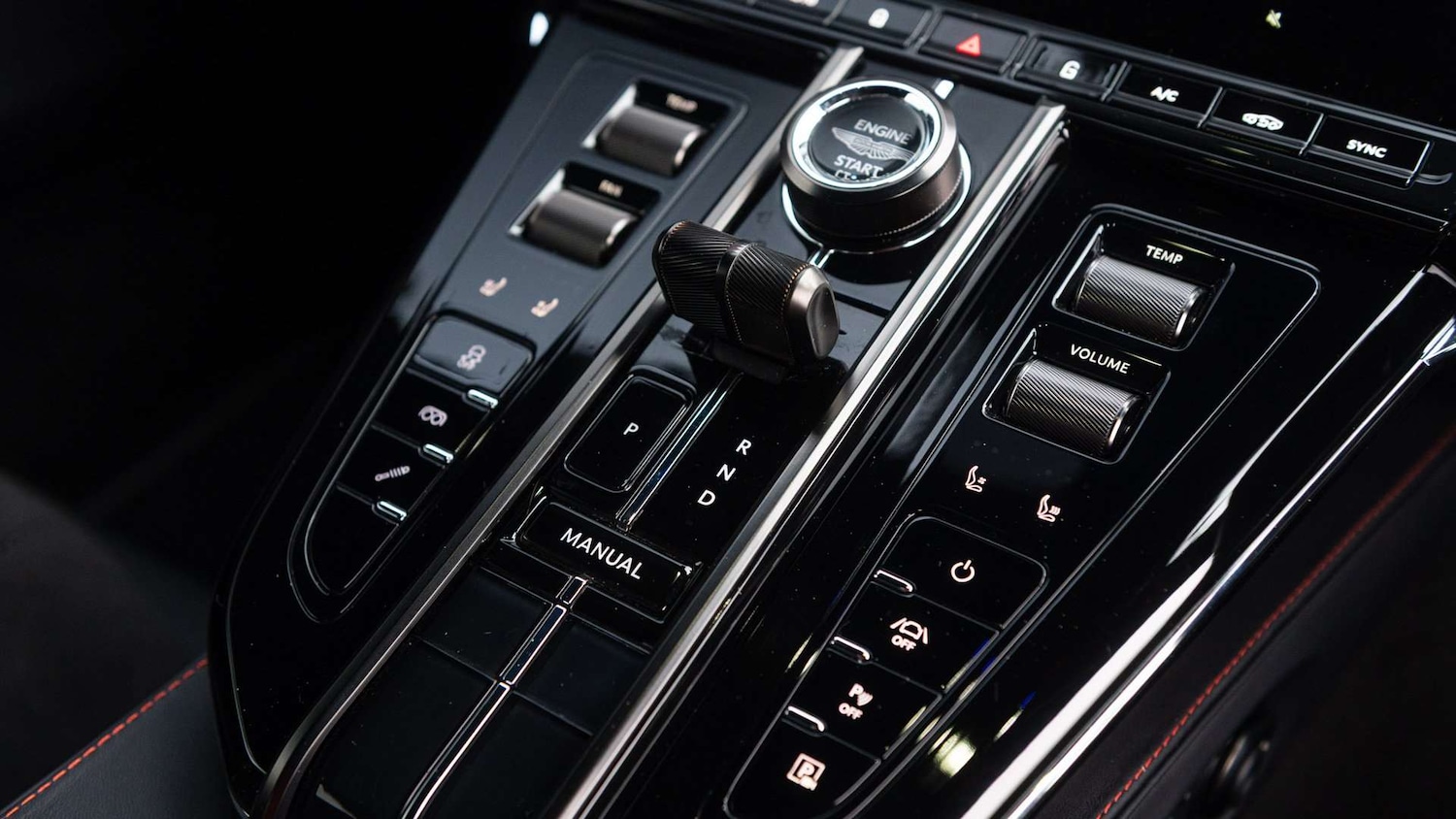 Used Aston Martin Vantage 2025 for sale - 77239929: Photo 25