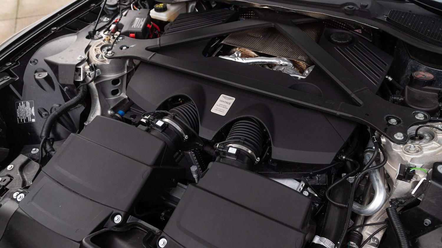 Used Aston Martin Vantage 2025 for sale - 77239929: Photo 31