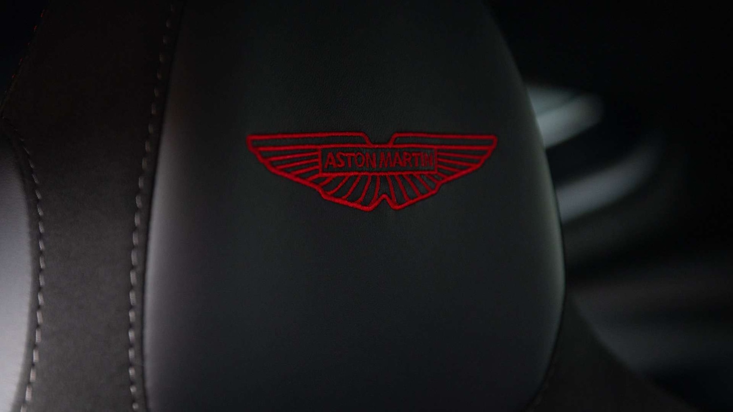 Used Aston Martin Vantage 2025 for sale - 77239929: Photo 5