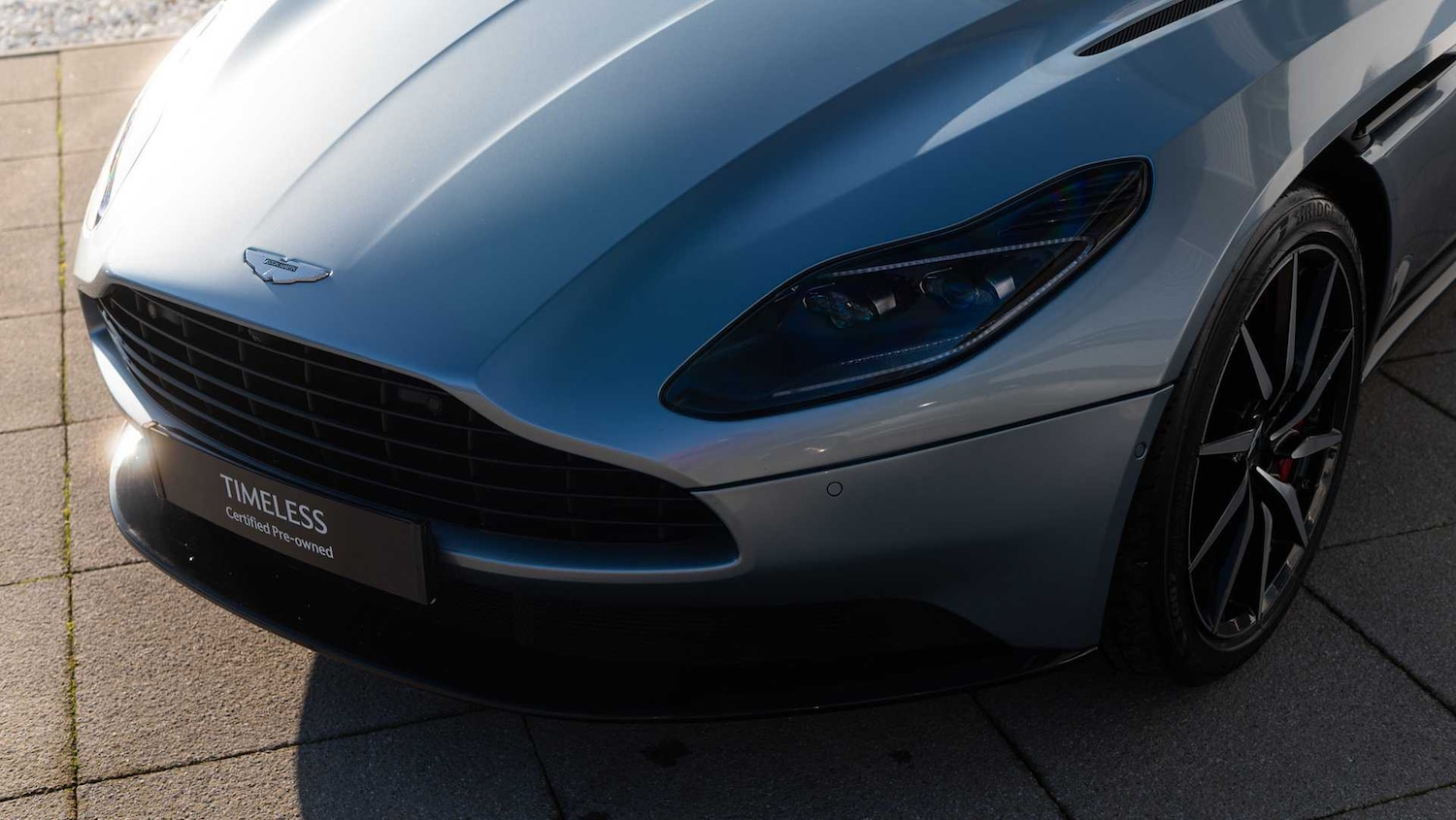 Used Aston Martin DB11 2019 for sale - 76842899: Photo 19