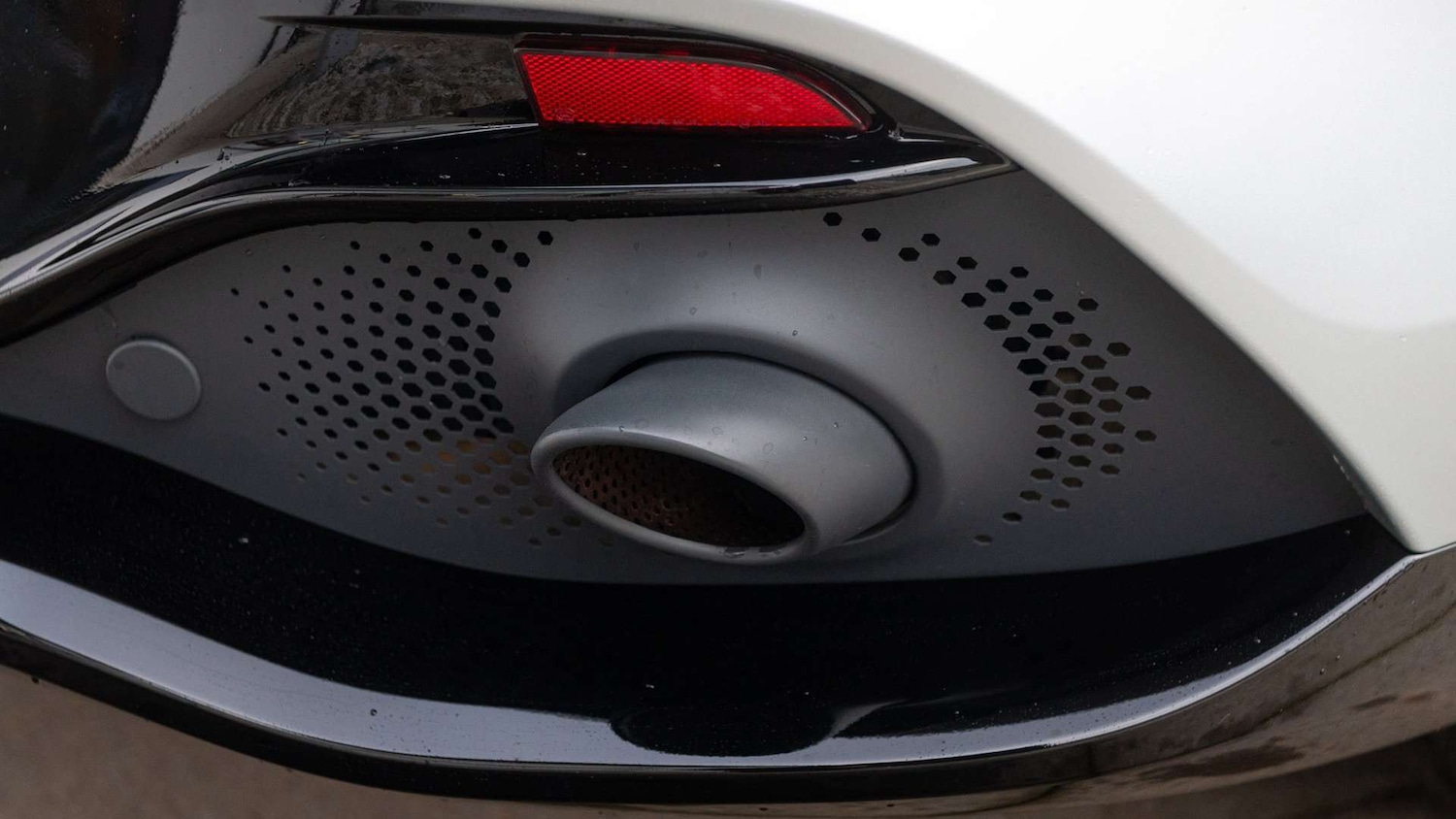 Used Aston Martin DBX 2021 for sale - 77239855: Photo 18