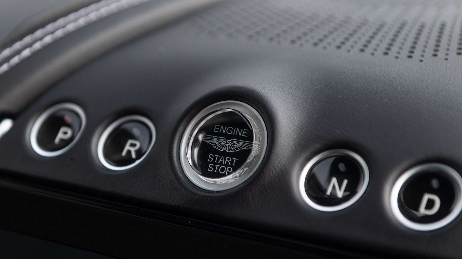 Used Aston Martin DBX 2021 for sale - 77239855: Photo 31