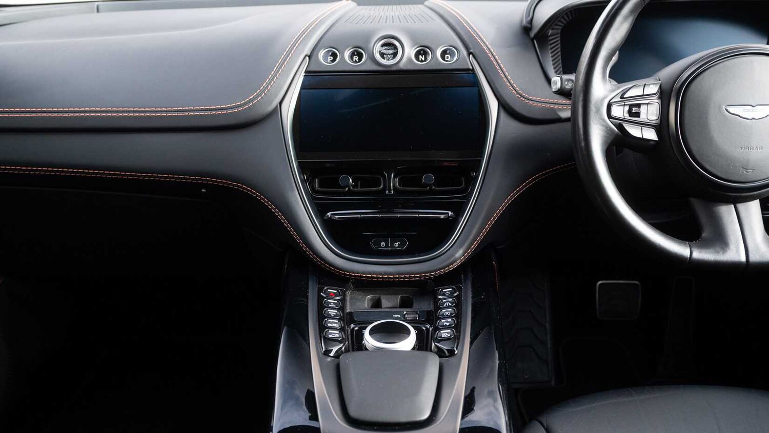 Used Aston Martin DBX 2022 for sale - 77674676: Photo 10