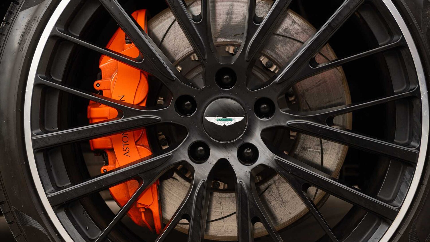 Used Aston Martin DBX 2022 for sale - 77674676: Photo 18