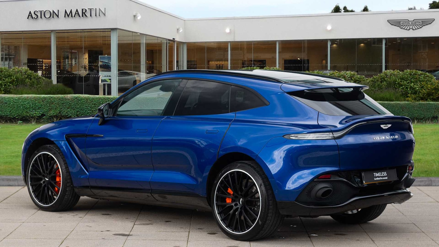 Used Aston Martin DBX 2022 for sale - 77674676: Photo 2