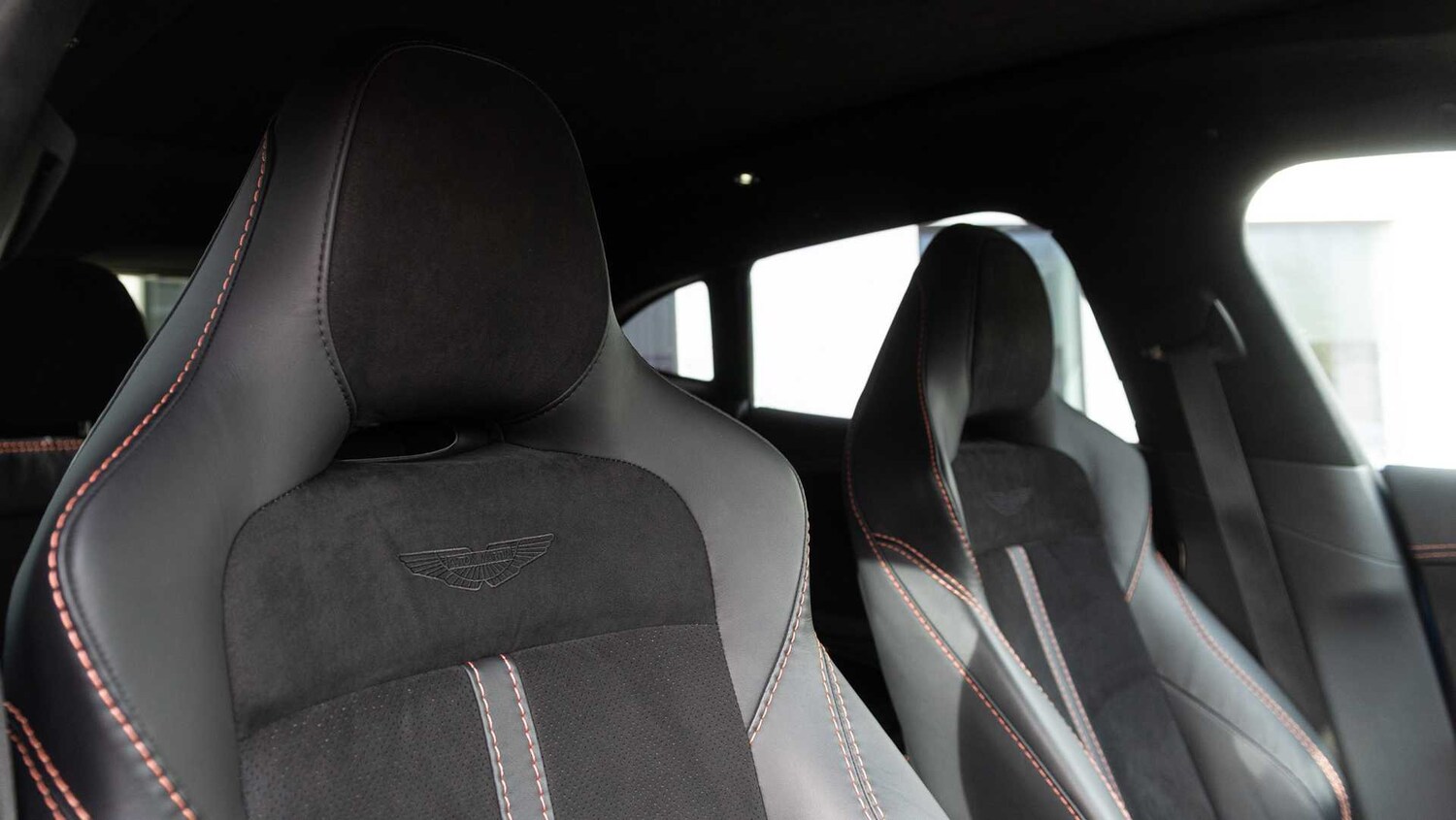 Used Aston Martin DBX 2022 for sale - 77674676: Photo 30