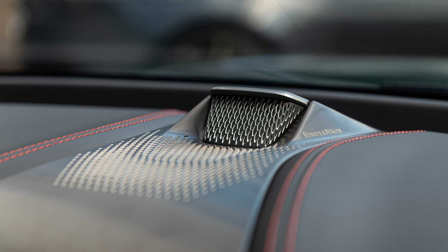 Used Aston Martin DBX 2025 for sale - 76916198: Photo 33