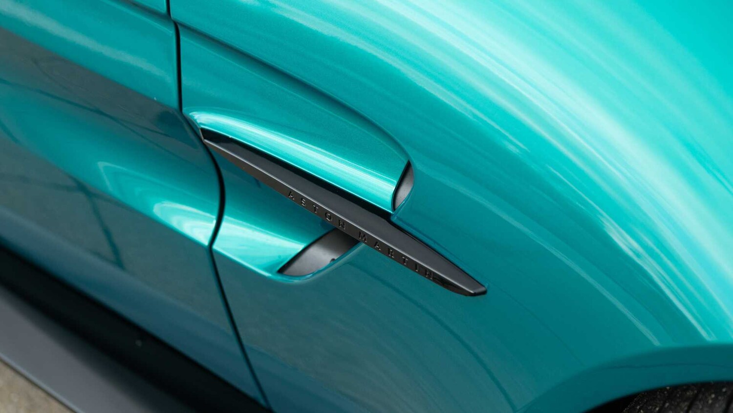 Used Aston Martin Vantage 2025 for sale - 77674771: Photo 9